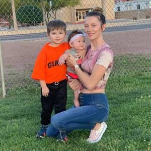 Meet your Posher, Brittney